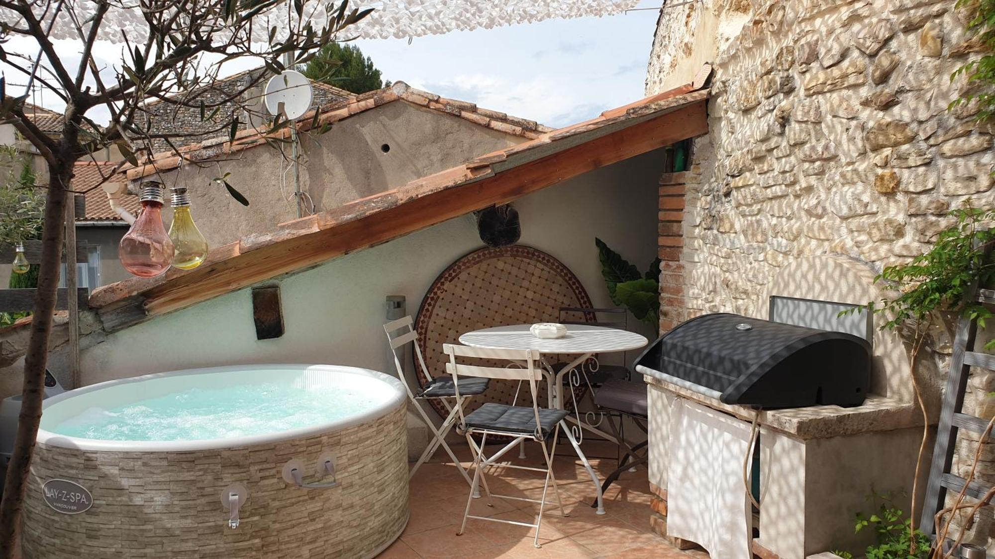 Maison Avec Jacuzzi Et Terrasse Sur Les Toits Brignon المظهر الخارجي الصورة