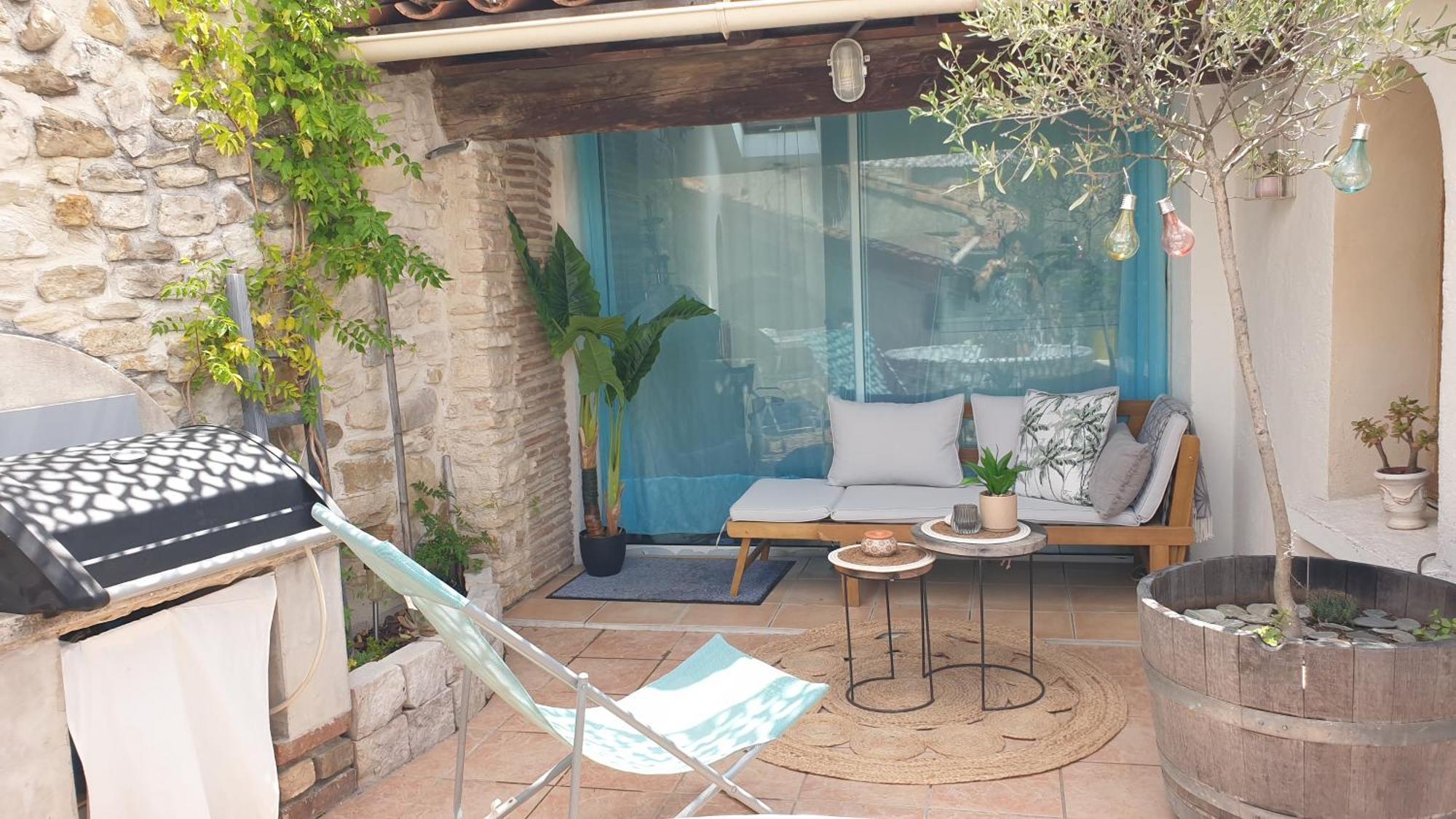 Maison Avec Jacuzzi Et Terrasse Sur Les Toits Brignon المظهر الخارجي الصورة