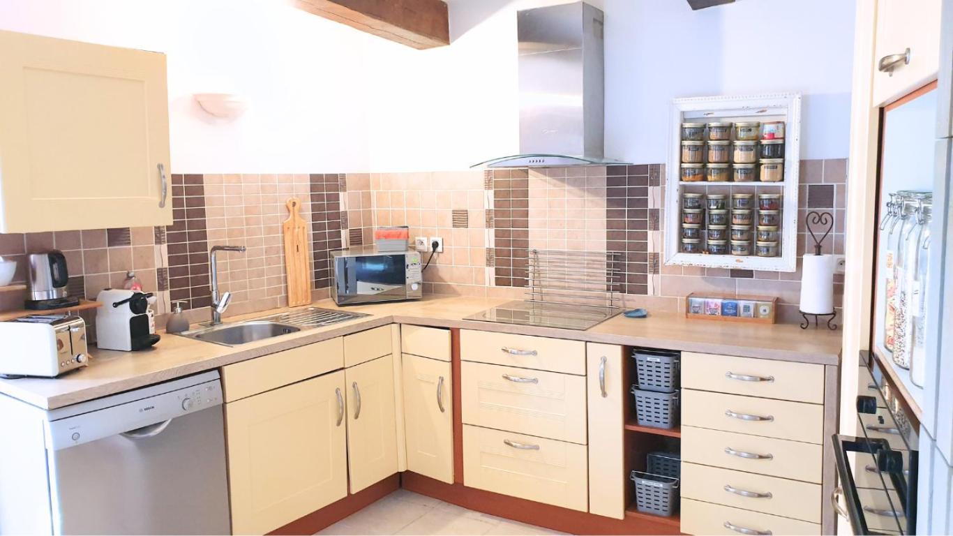 Maison Avec Jacuzzi Et Terrasse Sur Les Toits Brignon المظهر الخارجي الصورة